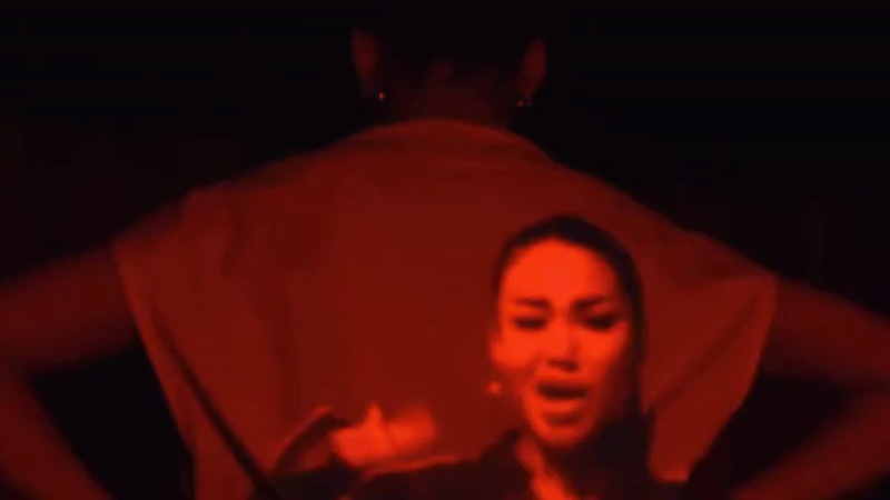 Кадры из видео