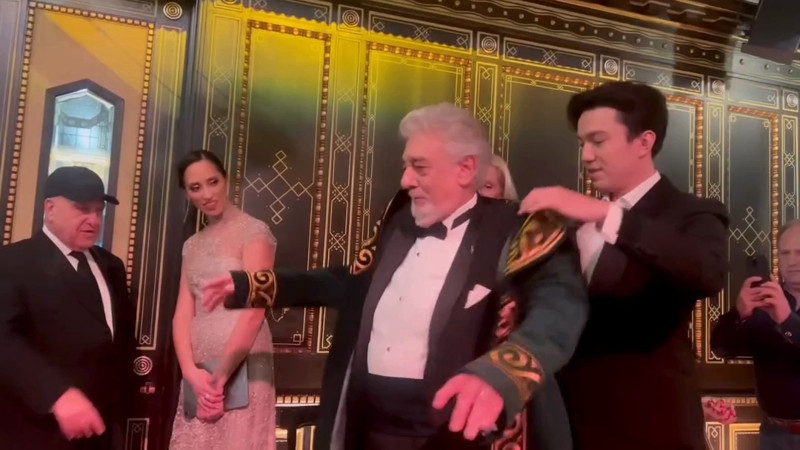 Кадры из видео