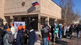 Огромная очередь выстроилась у Русского дома в Астане