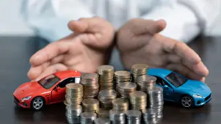 Казахстанцам выставили налоги на авто, которых у них уже нет: что говорят в КГД