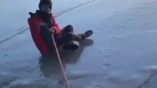 Детей унесло на льдине в ВКО