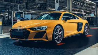 Audi построила свой последний суперкар R8