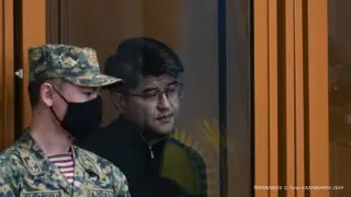 Куандыка Бишимбаева доставили в суд