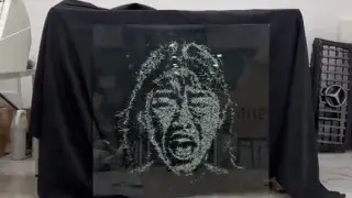 "Жертвы безразличия": работа казахстанца на стекле покоряет соцсети