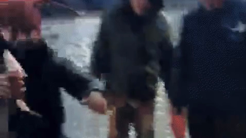 Кадры из видео