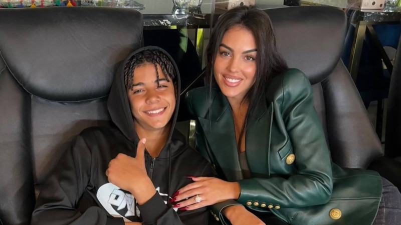 Фото: instagram.com/georginagio/