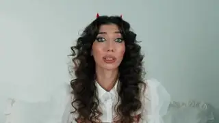 "Сразу понятно, о чем речь": почему разбитая ваза привлекла казахстанцев