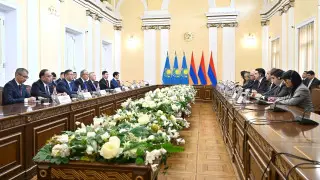 Токаев назвал Армению близкой страной