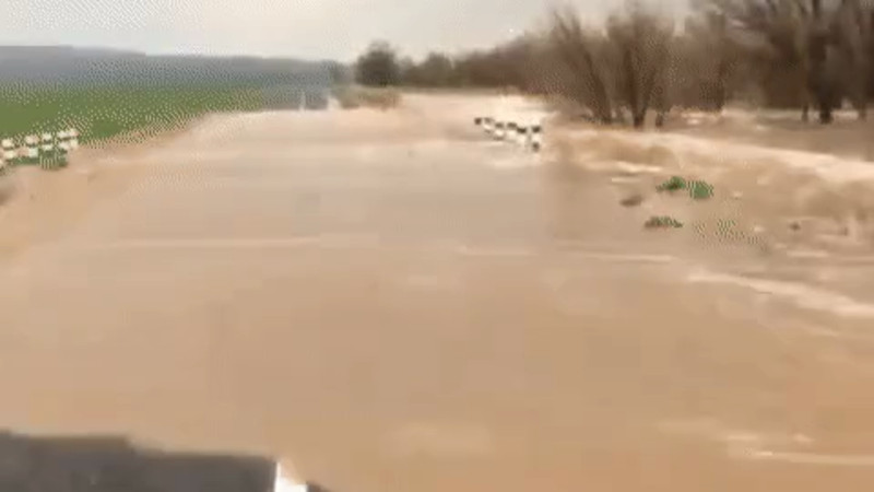 Кадры из видео