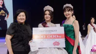 "Миссис Актобе" стала мама шестерых дочек