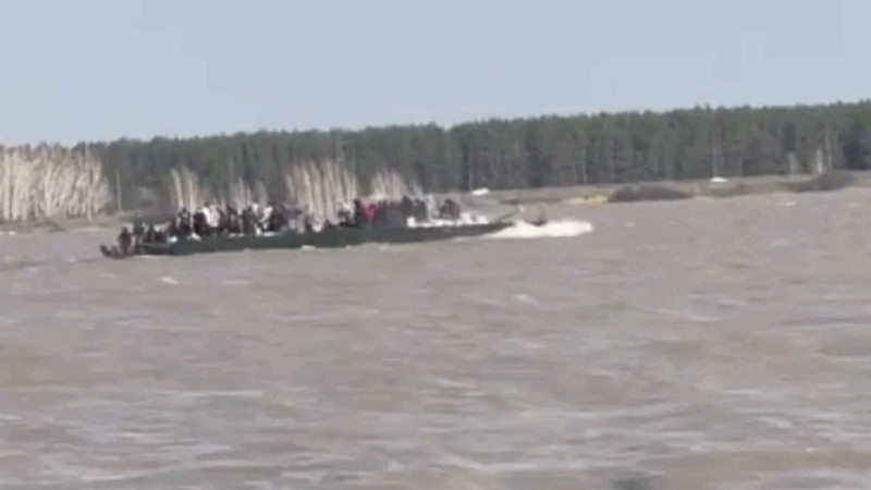 Кадры из видео