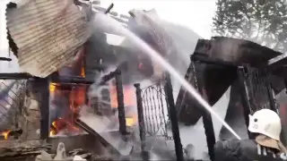 Дома загорелись на базе отдыха в ВКО