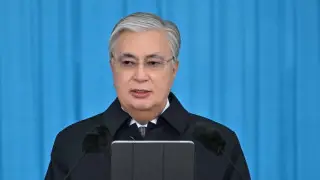 Токаев: Жизнь Сергея Луганского должна стать примером для будущих поколений