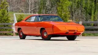 Культовый Dodge Charger Daytona 1969 года выставлен на аукцион