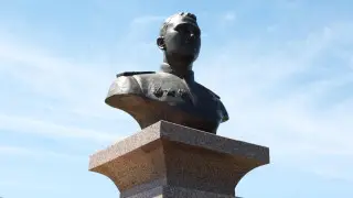 Авиабазе в Талдыкоргане присвоили имя Сергея Луганского