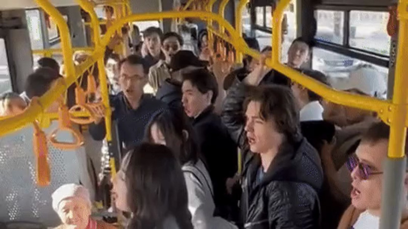 Кадры из видео