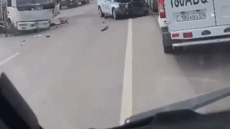 Кадры из видео