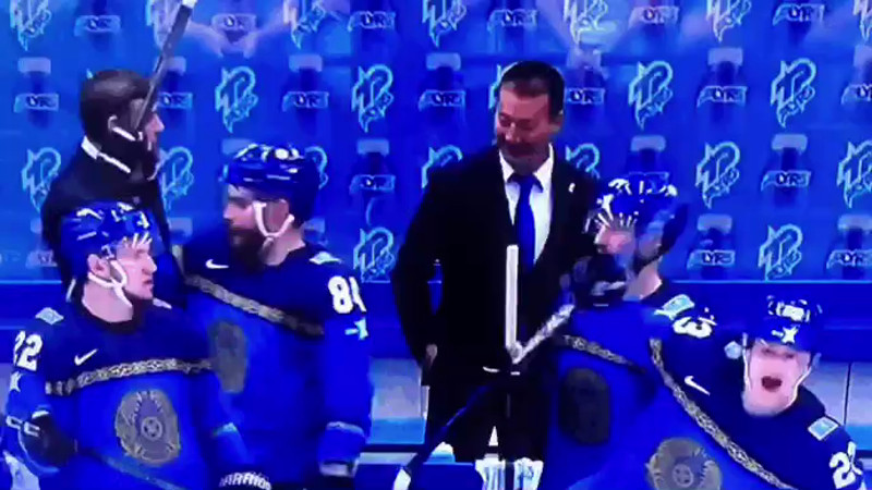 Кадры из видео