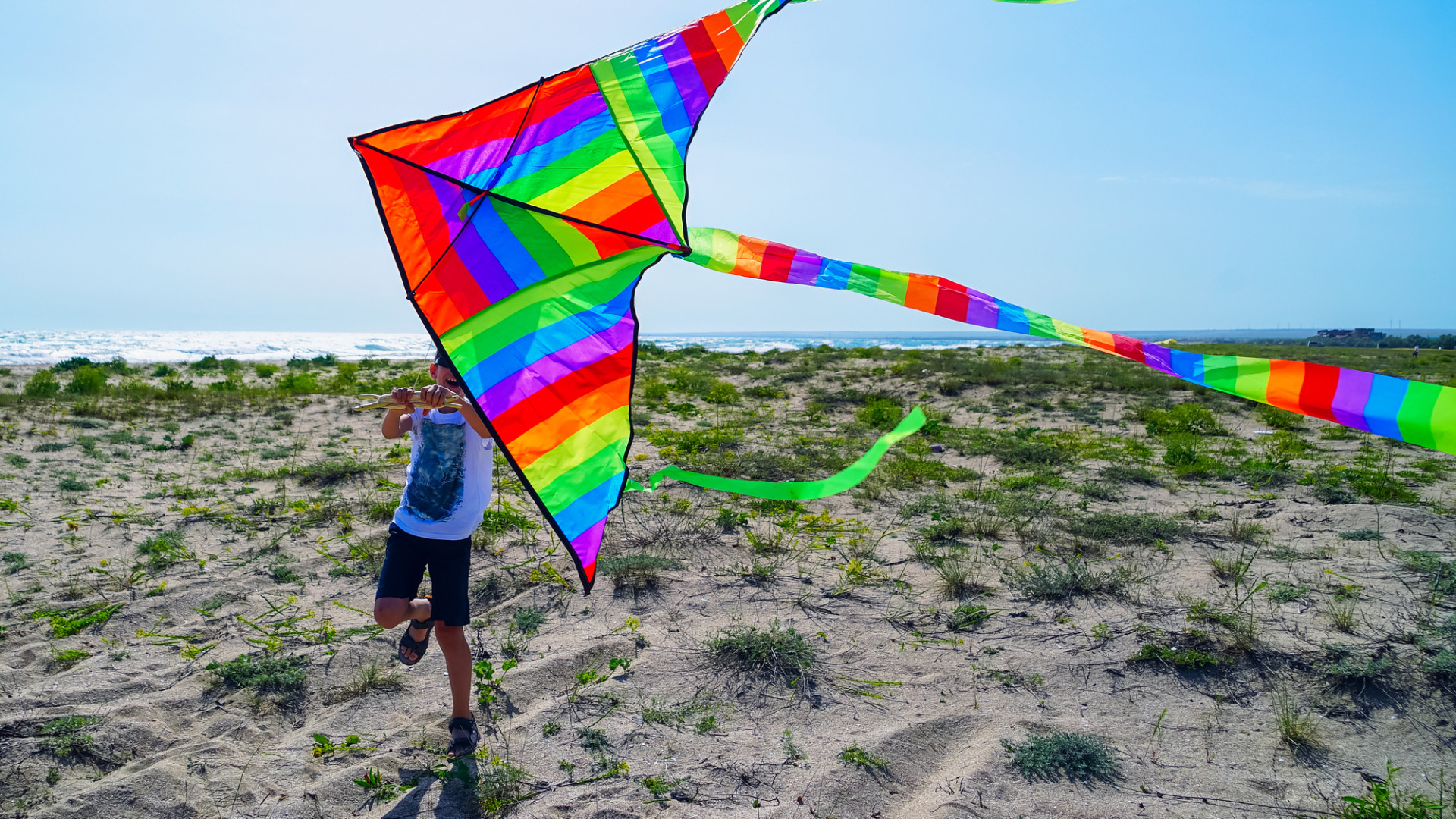 Волнение родителей можно понять - премьер Бектенов о детских лагерях