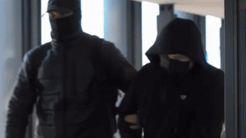 Кадры из видео