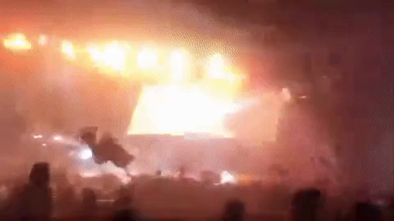 Кадры из видео