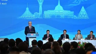 Токаев заявил о готовности Казахстана поставить в Сингапур редкие металлы