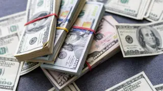 Рубль и евро дорожают в обменниках Казахстана