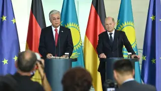 Токаев поговорил по телефону с канцлером Германии Олафом Шольцем