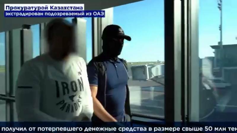 Кадры из видео