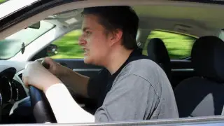 Врач связал агрессивное вождение с заражением паразитом