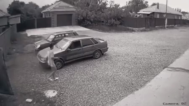 Кадры из видео