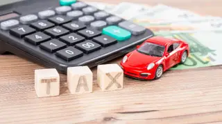 Пересмотреть налог на транспорт предложили в Казахстане