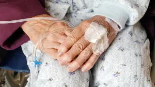 Казахстанец отсудил у больниц 4 миллиона тенге за моральный вред