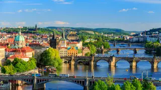 Казахстанцы названы основными заявителями на визу этой страны