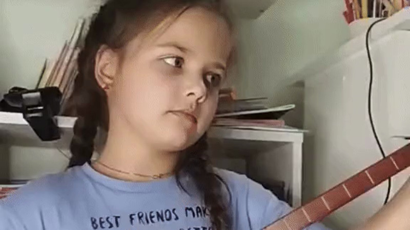 Кадры из видео