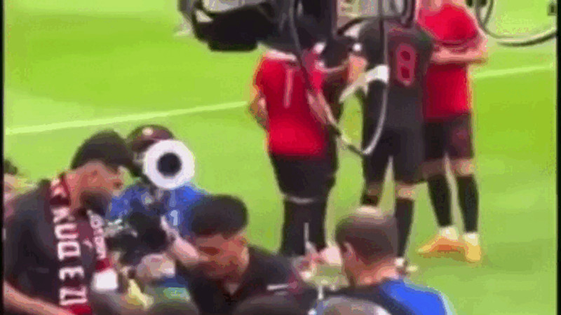 Кадры из видео