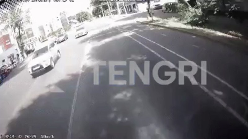 Кадры из видео