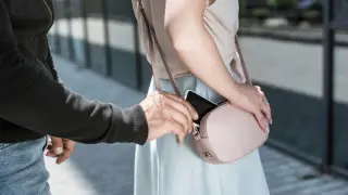 Как защитить свои вещи от воров в Европе: советы опытной путешественницы