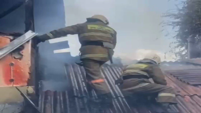 Кадры из видео