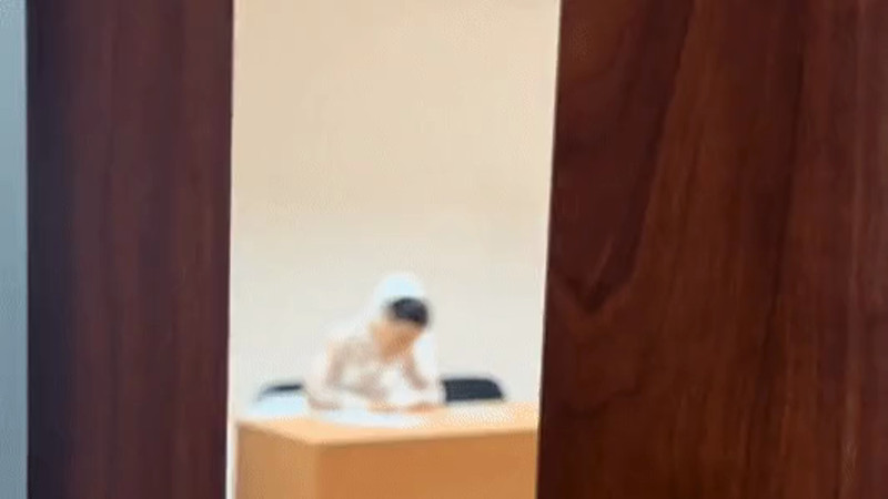 Кадры из видео