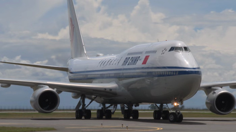 Кадры из видео