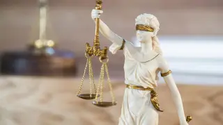 Две уголовные статьи полностью декриминализировали в Казахстане