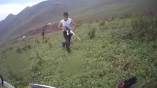 Мотоциклистов избили камчой и угрожали оружием в горах Алматинской области