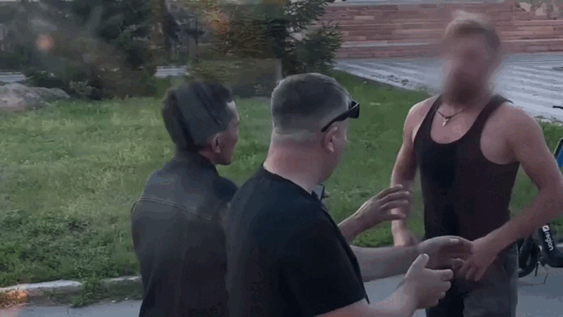 Кадры из видео