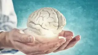 ChatGPT встроят в мозговой имплант