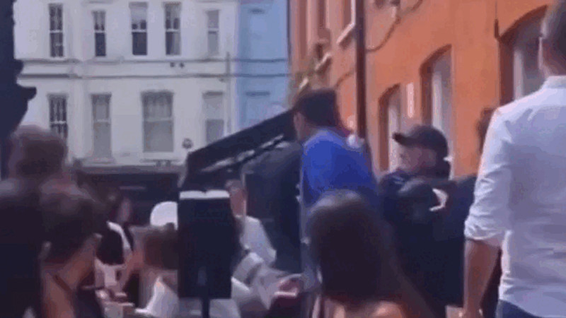 Кадры из видео