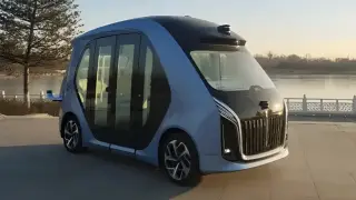 Полностью беспилотный автобус появился на улицах Китая