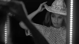 Новый мерч Бейонсе? Неожиданная находка в супермаркете Астаны