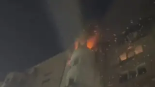 "Собирались прыгать с балкона": супружескую пару спасли из пожара в Алматы