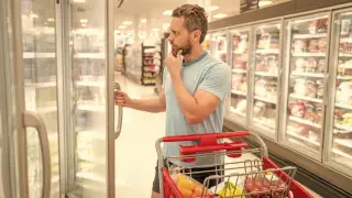 Онколог назвал продукт, отказ от которого продлевает жизнь на 30 лет